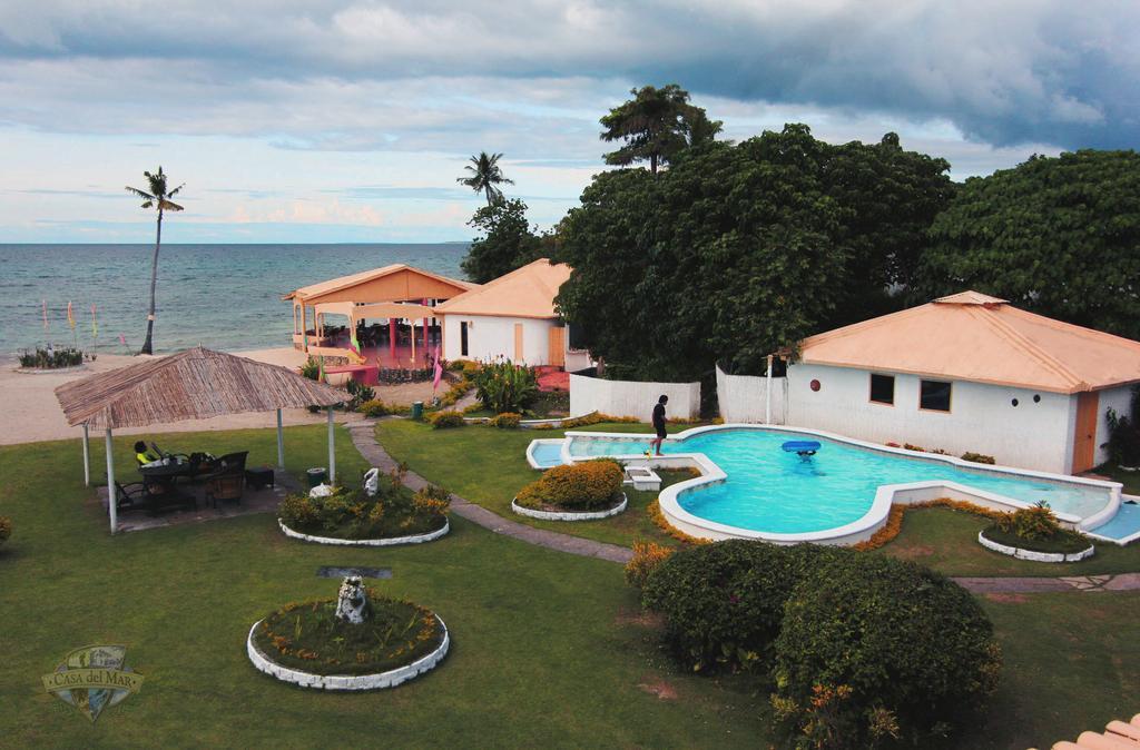 Casa Del Mar Beach Resort San Remigio  Exterior photo